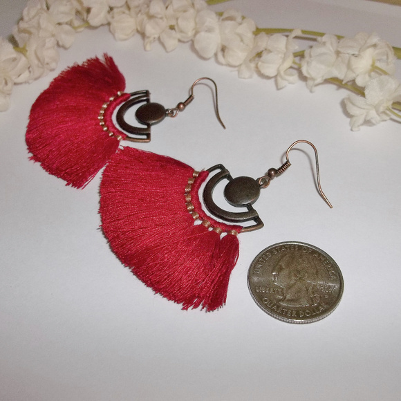 Tassel Earring Set Red Boho Fan Statement NWT 4720 - Picture 8 of 8